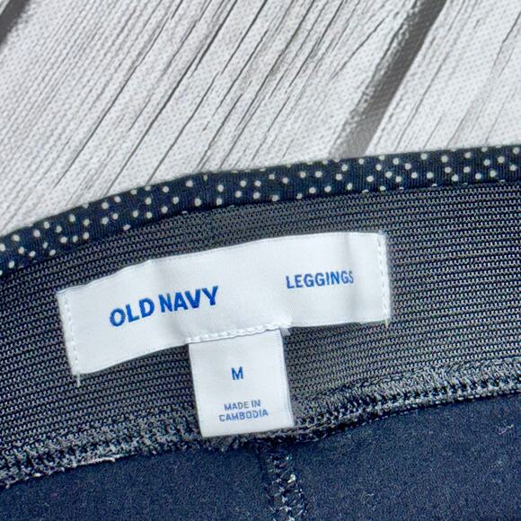 Old Navy Polka Dot Black and White Leggings Size Medium - Picture 3 of 4